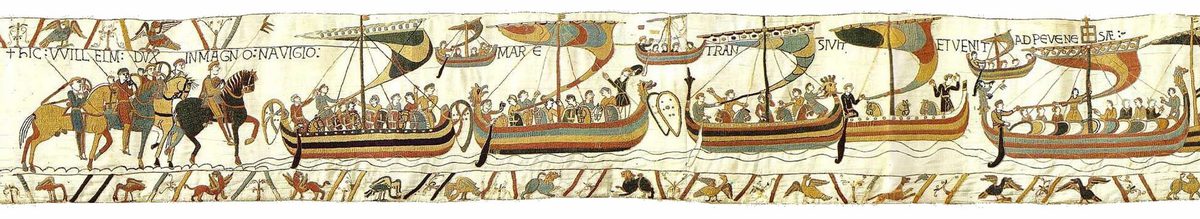 Schmaler Ausschnitt aus dem Teppich von Bayeux: die normannische Flotte überquert den Ärmelkanal.